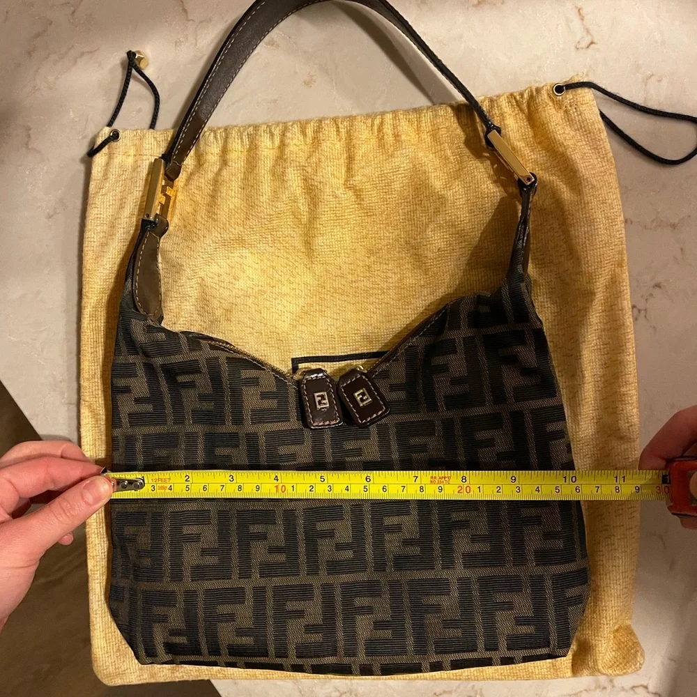 Authenticated Fendi Zucca Vintage Y2K Shoulder Purse Excellent Condition - Picture 14 of 16